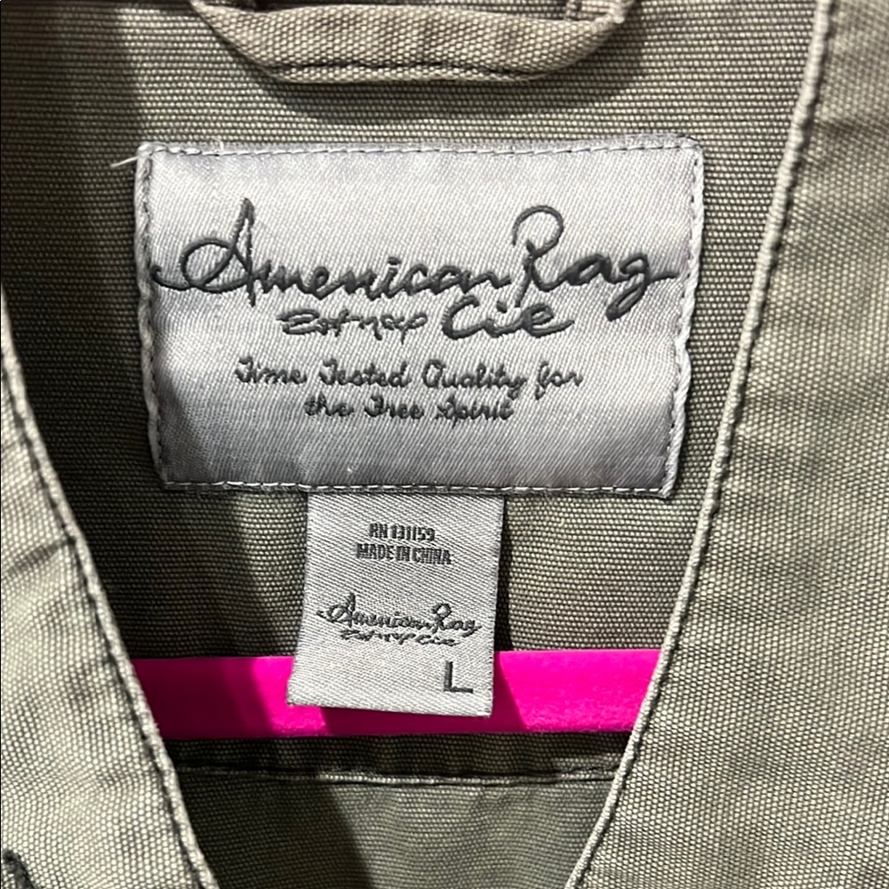 Green Military Style Jacket - Picture 2 of 3